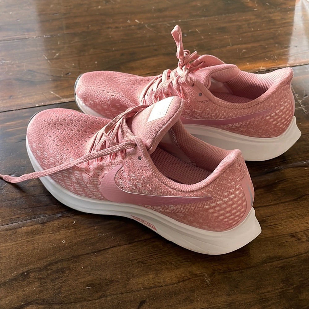 Women’s Nike Zoom Pegasus 35